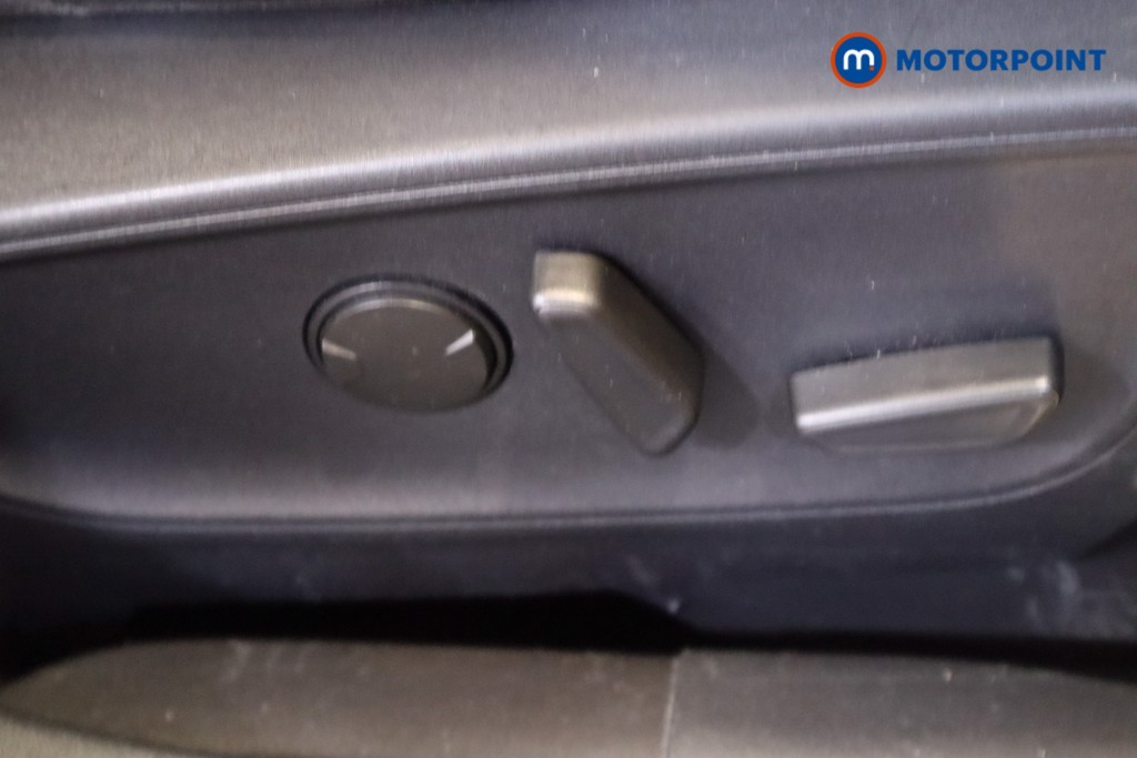 Ford Kuga St-Line Edition Manual Diesel SUV - Stock Number (1582562) - 16th supplementary image