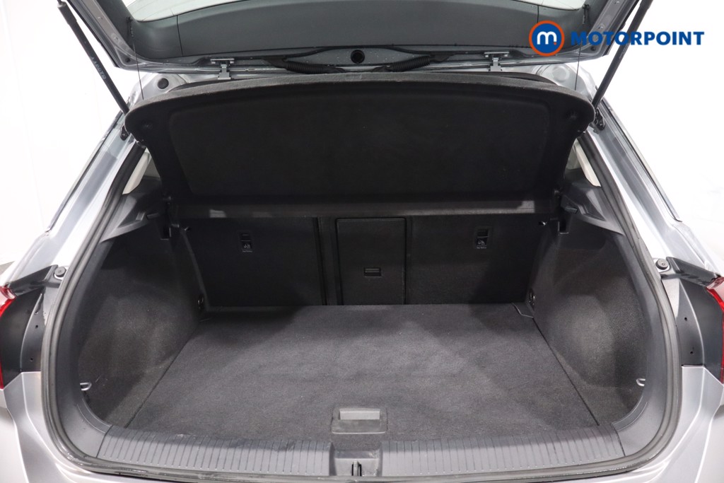 Volkswagen T-Roc Life Automatic Petrol SUV - Stock Number (1582661) - 36th supplementary image