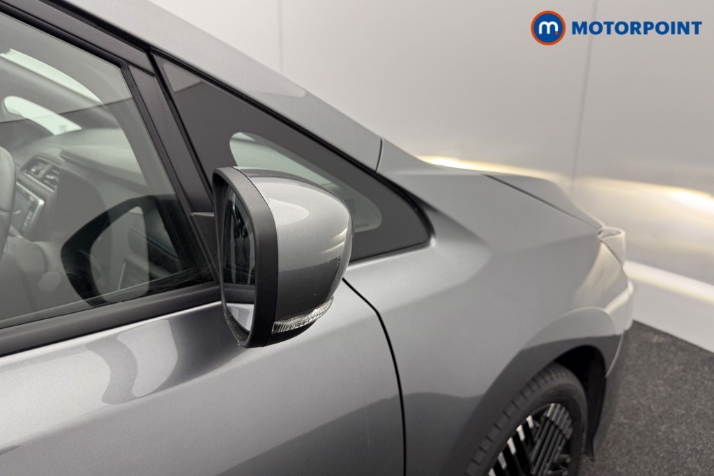 Nissan Leaf Tekna Automatic Electric Hatchback - Stock Number (1582679) - 25th supplementary image