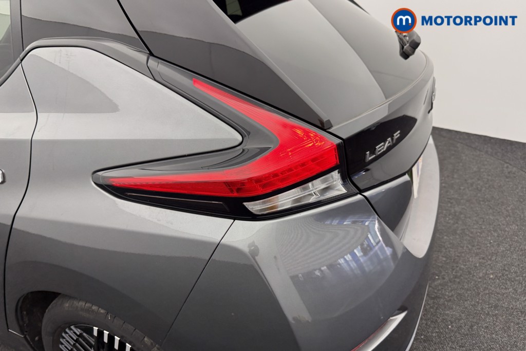 Nissan Leaf Tekna Automatic Electric Hatchback - Stock Number (1582679) - 32nd supplementary image