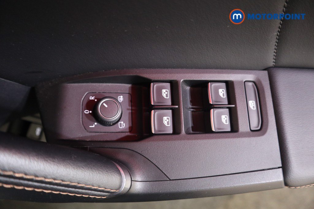 Cupra Formentor VZ2 Automatic Petrol Plug-In Hybrid SUV - Stock Number (1582711) - 7th supplementary image