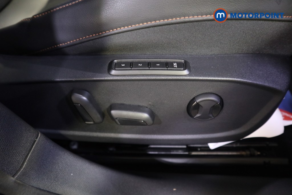 Cupra Formentor VZ2 Automatic Petrol Plug-In Hybrid SUV - Stock Number (1582711) - 8th supplementary image