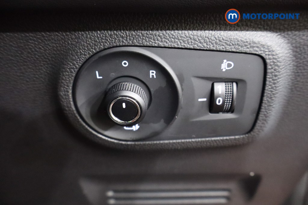 Mg Motor Uk ZS Exclusive Manual Petrol SUV - Stock Number (1582968) - 20th supplementary image