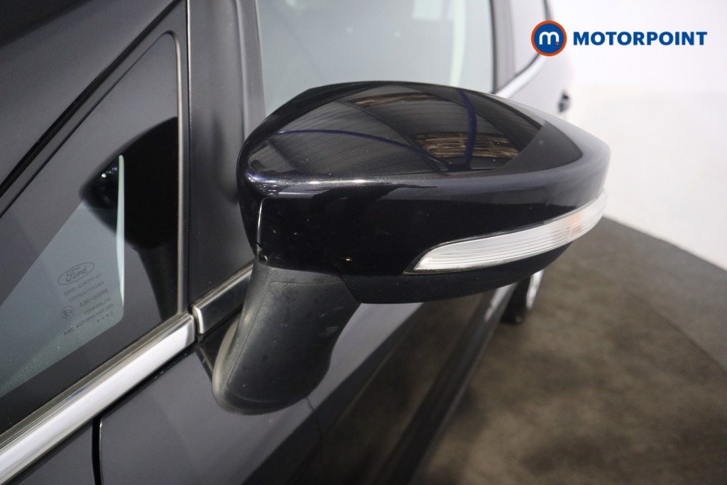 Ford Ecosport Titanium Manual Petrol SUV - Stock Number (1583109) - 22nd supplementary image
