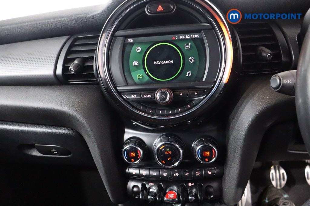 Mini Convertible Cooper Sport Manual Petrol Convertible - Stock Number (1583120) - 15th supplementary image