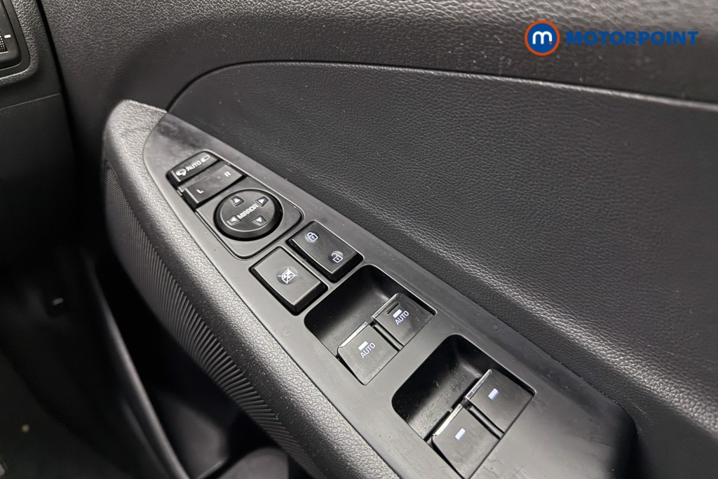 Hyundai Tucson Se Nav Manual Diesel SUV - Stock Number (1583214) - 13th supplementary image
