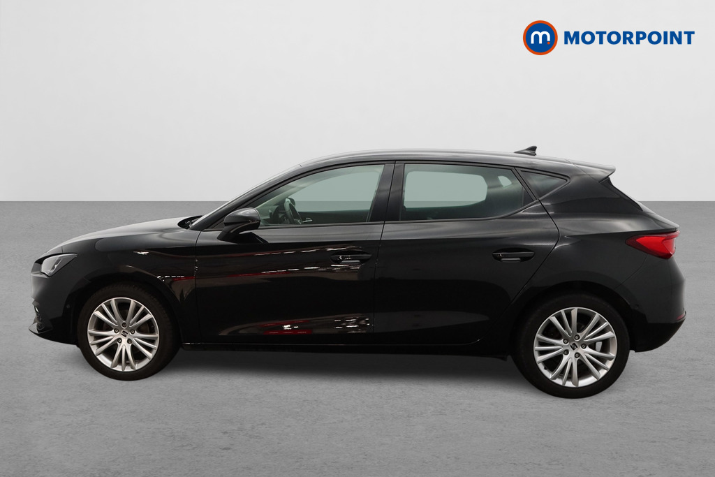 Seat Leon Se Dynamic Manual Petrol Hatchback - Stock Number (1583285) - Passenger side
