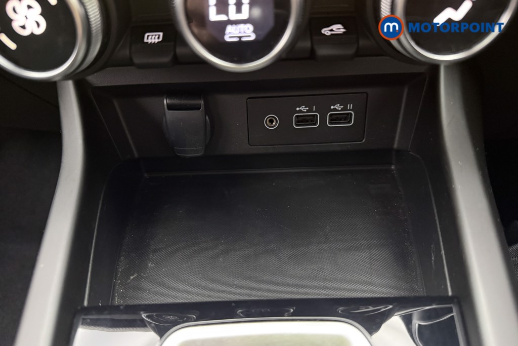 Renault Arkana Evolution Automatic Petrol-Electric Hybrid SUV - Stock Number (1583442) - 15th supplementary image
