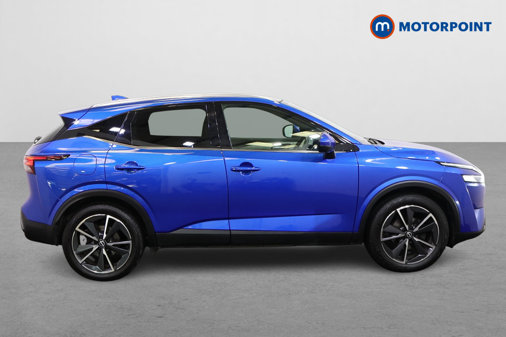 Nissan Qashqai Tekna Automatic Petrol SUV - Stock Number (1583563) - Drivers side
