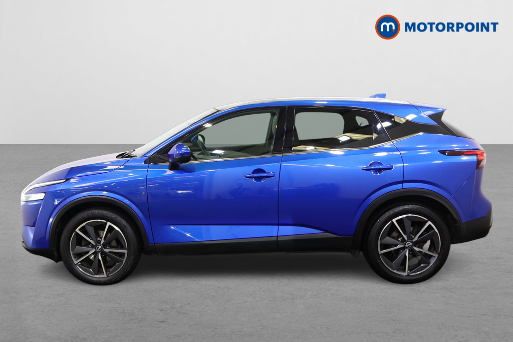 Nissan Qashqai Tekna Automatic Petrol SUV - Stock Number (1583563) - Passenger side