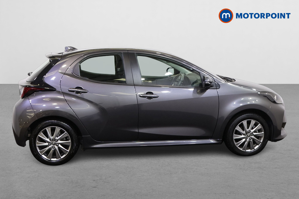 Toyota Yaris Icon Automatic Petrol-Electric Hybrid Hatchback - Stock Number (1583694) - Drivers side