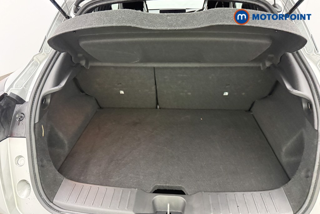 Nissan Juke Tekna Automatic Petrol SUV - Stock Number (1583718) - 7th supplementary image