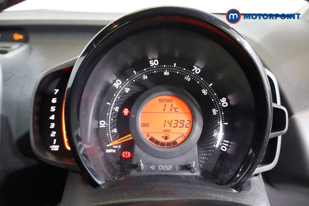 Toyota Aygo X-Play Manual Petrol Hatchback - Stock Number (1583728) - 2nd supplementary image