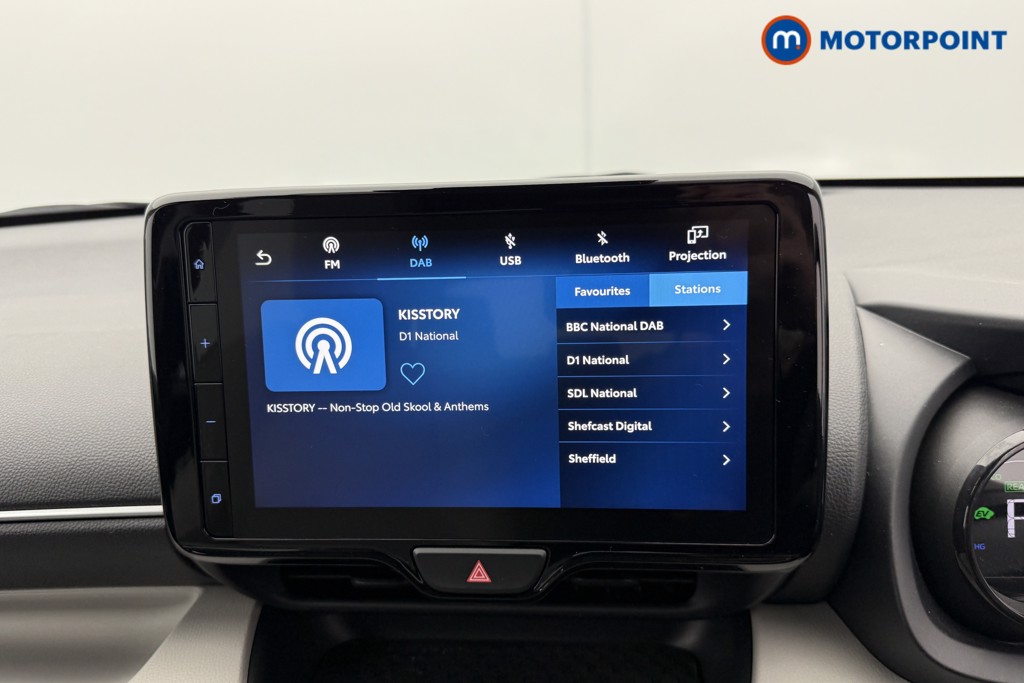 Toyota Yaris Excel Automatic Petrol-Electric Hybrid Hatchback - Stock Number (1583898) - 6th supplementary image