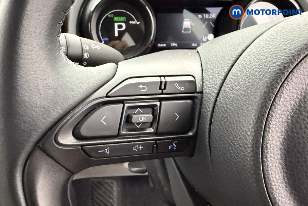 Toyota Yaris Excel Automatic Petrol-Electric Hybrid Hatchback - Stock Number (1583898) - 14th supplementary image
