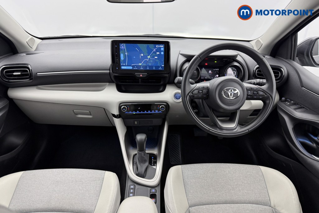 Toyota Yaris Excel Automatic Petrol-Electric Hybrid Hatchback - Stock Number (1583898) - 1st supplementary image