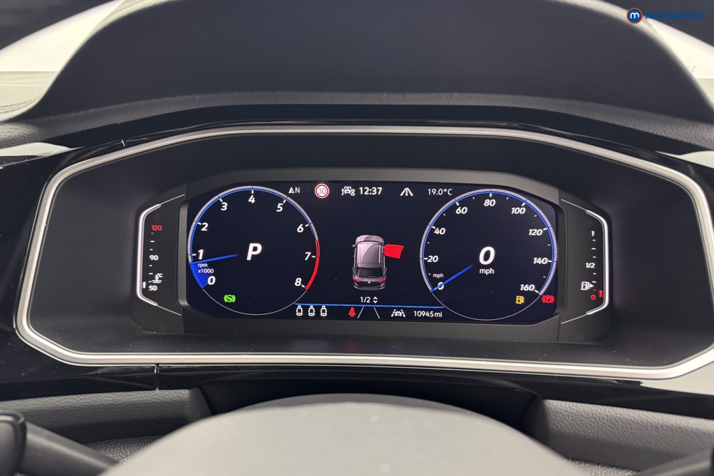 Volkswagen T-Roc R-Line Automatic Petrol SUV - Stock Number (1583975) - 4th supplementary image