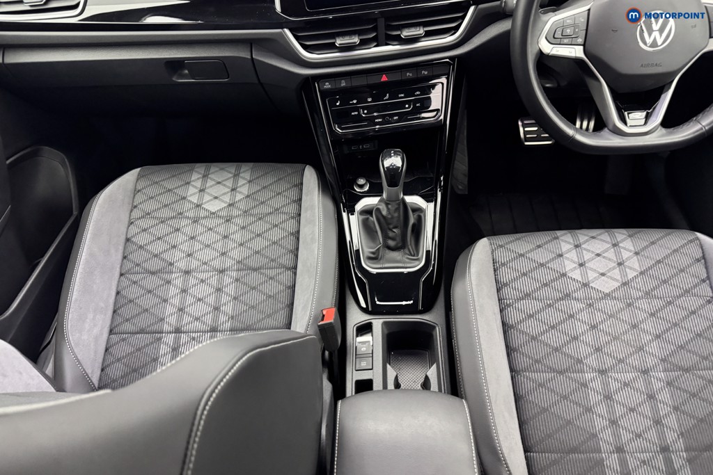 Volkswagen T-Roc R-Line Automatic Petrol SUV - Stock Number (1583975) - 5th supplementary image