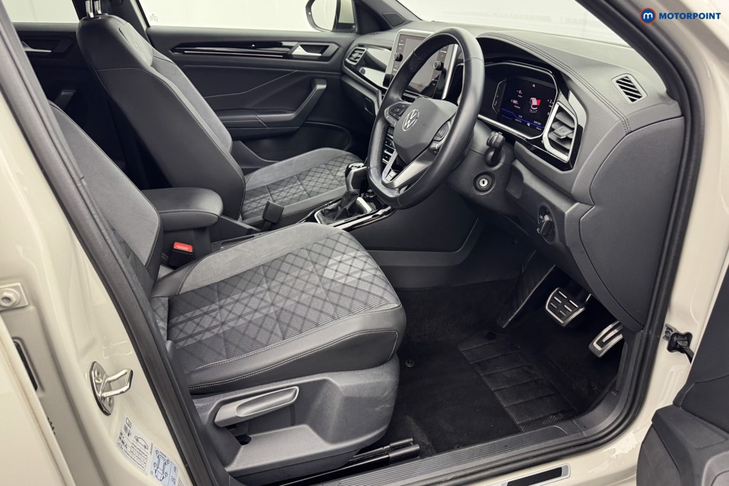 Volkswagen T-Roc R-Line Automatic Petrol SUV - Stock Number (1583975) - 6th supplementary image
