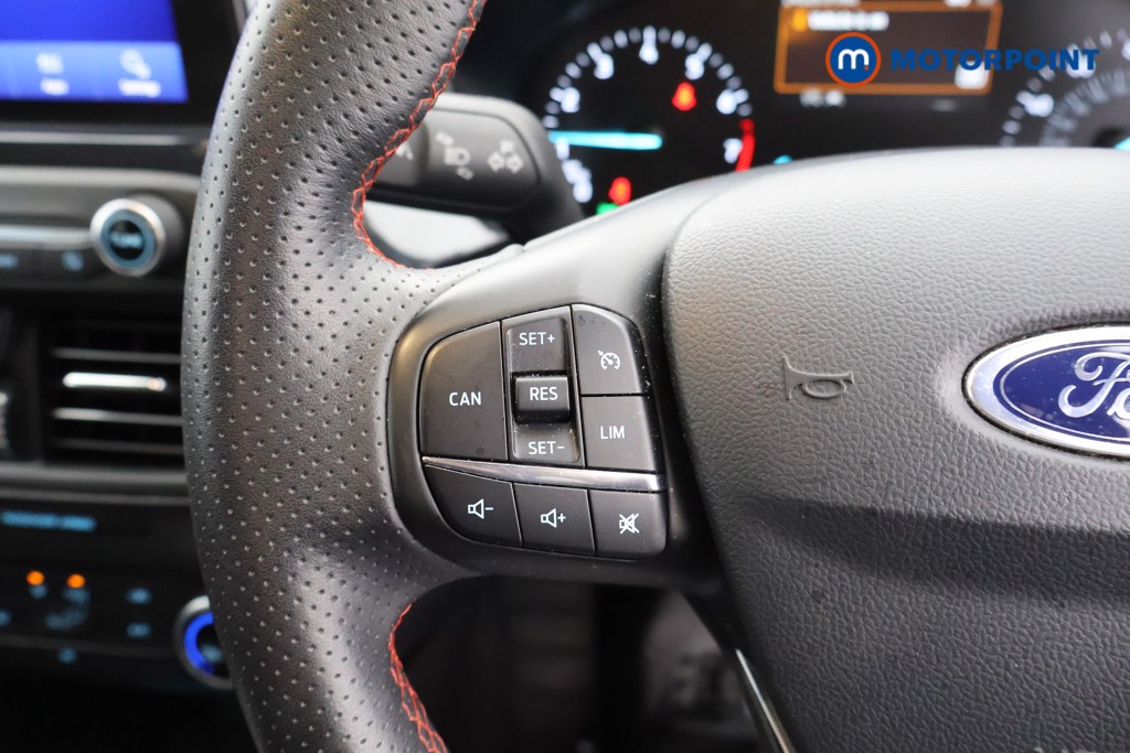 Ford Focus St-Line Manual Petrol Hatchback - Stock Number (1583978) - 2nd supplementary image