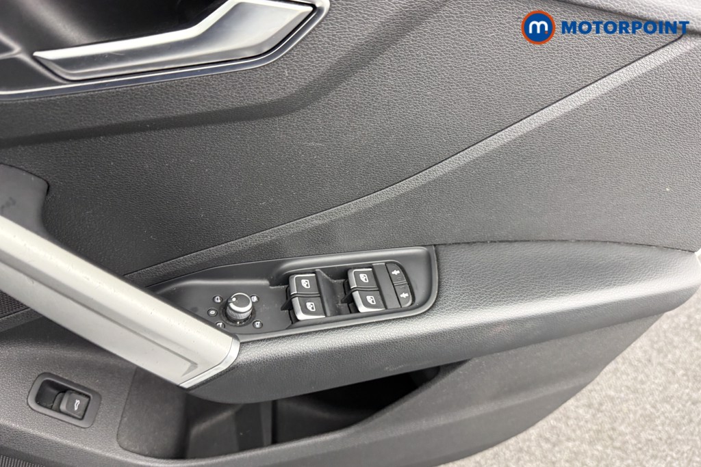 Audi Q2 Technik Manual Petrol SUV - Stock Number (1584045) - 15th supplementary image
