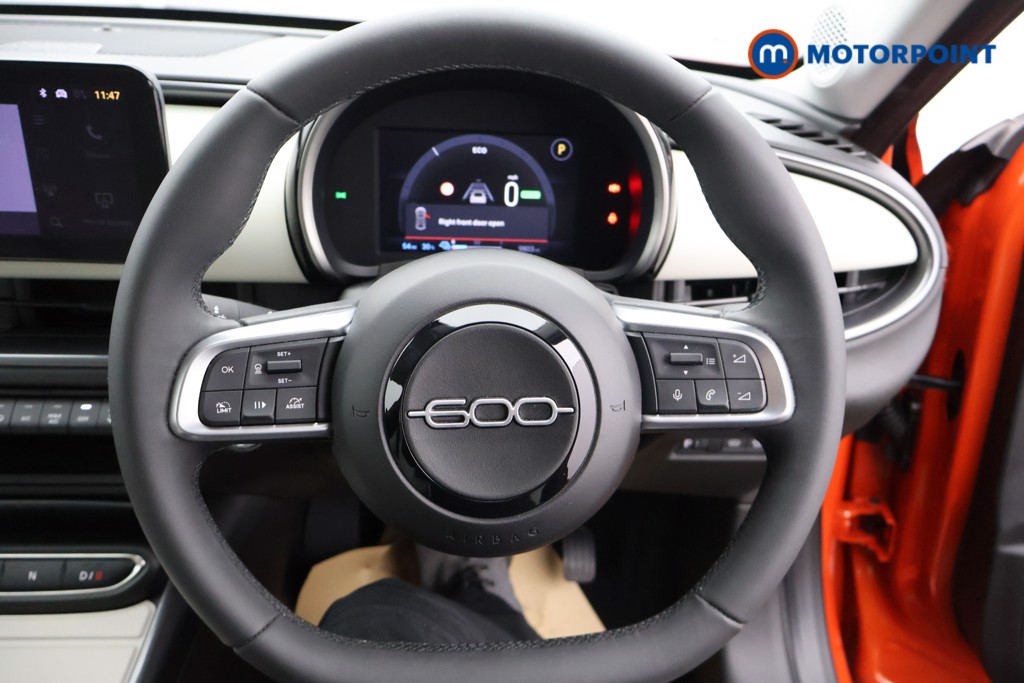 Fiat 600 La Prima Automatic Electric SUV - Stock Number (1584076) - 1st supplementary image