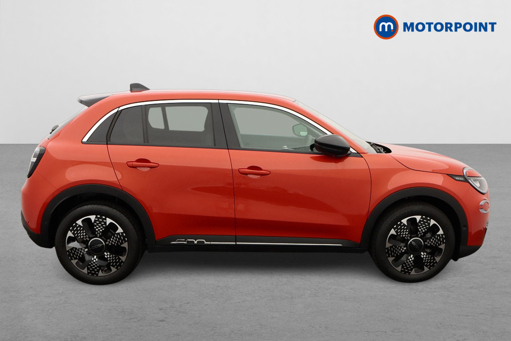 Fiat 600 La Prima Automatic Electric SUV - Stock Number (1584076) - Drivers side