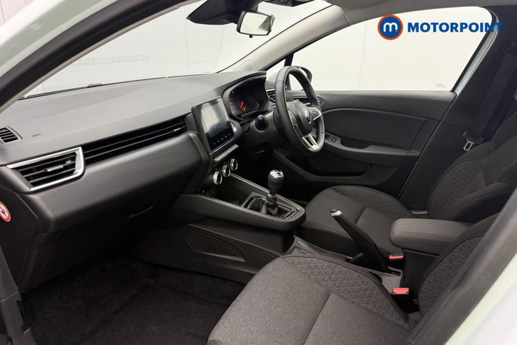 Renault Clio Iconic Edition Manual Petrol Hatchback - Stock Number (1584096) - 3rd supplementary image