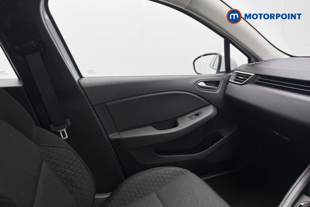 Renault Clio Iconic Edition Manual Petrol Hatchback - Stock Number (1584096) - 22nd supplementary image