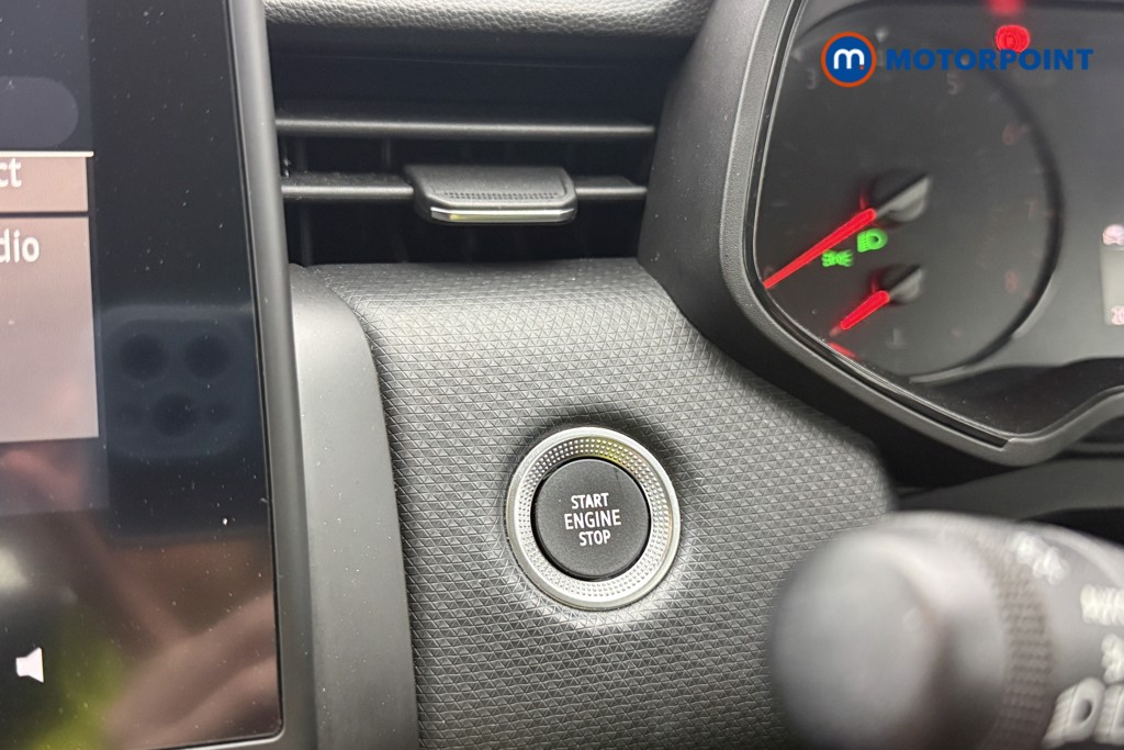 Renault Clio Iconic Edition Manual Petrol Hatchback - Stock Number (1584096) - 23rd supplementary image