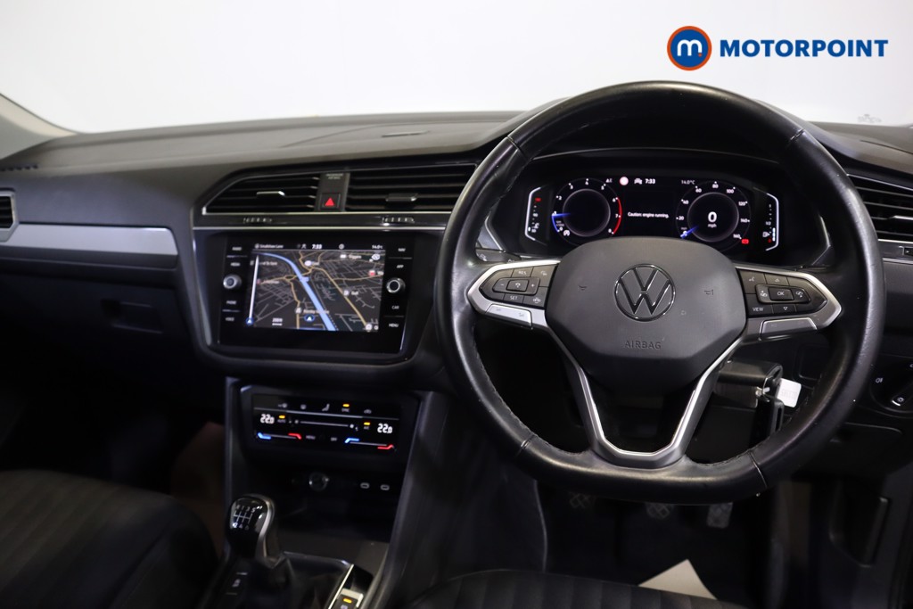 Volkswagen Tiguan Allspace Life Manual Petrol SUV - Stock Number (1584170) - 1st supplementary image