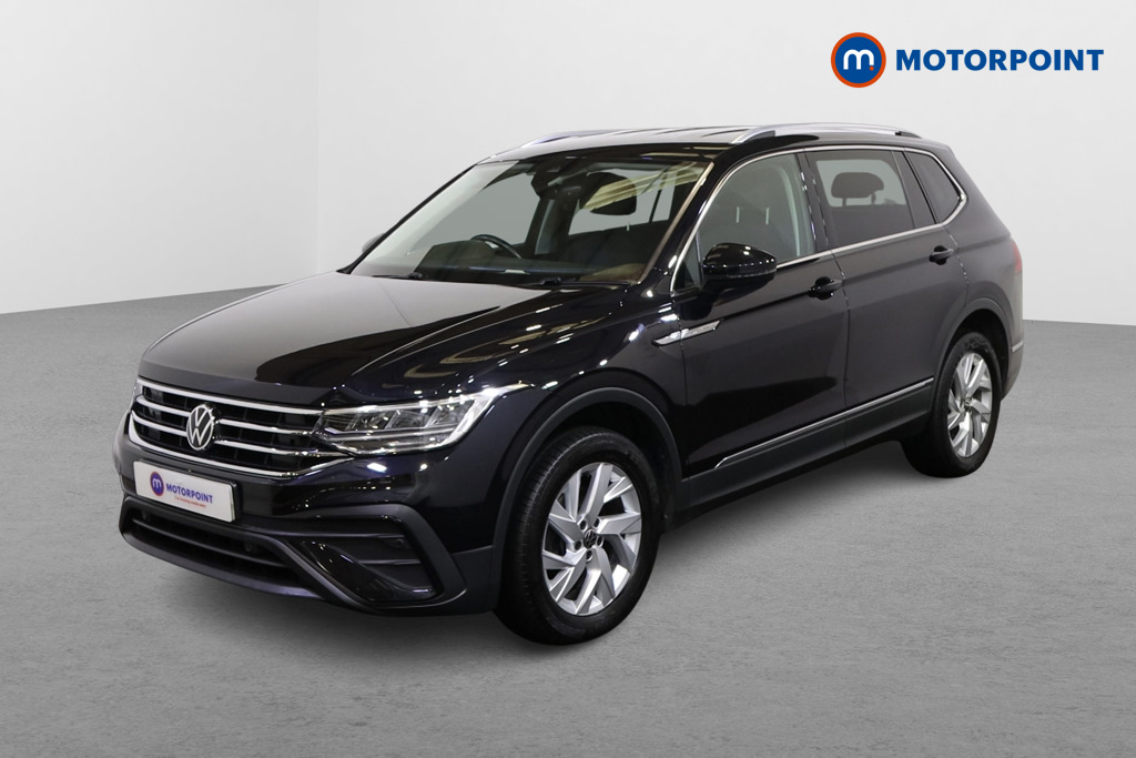 Volkswagen Tiguan Allspace Life Manual Petrol SUV - Stock Number (1584170) - Passenger side front corner