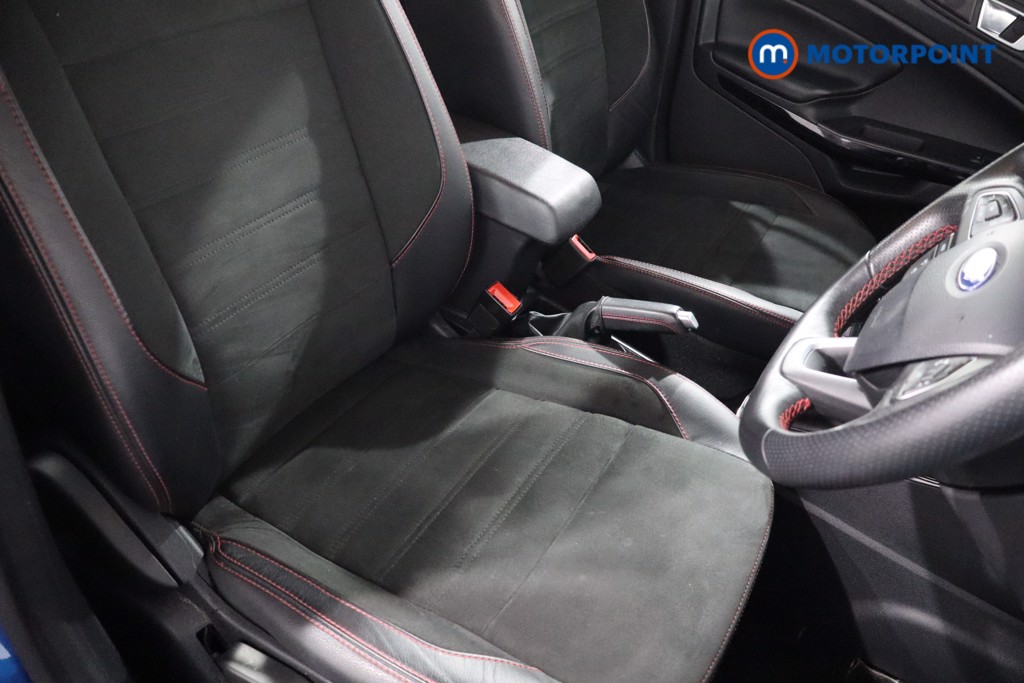 Ford Ecosport Titanium Manual Petrol SUV - Stock Number (1584230) - 25th supplementary image