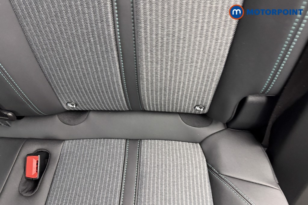 Peugeot 3008 Allure Automatic Diesel SUV - Stock Number (1584381) - 23rd supplementary image