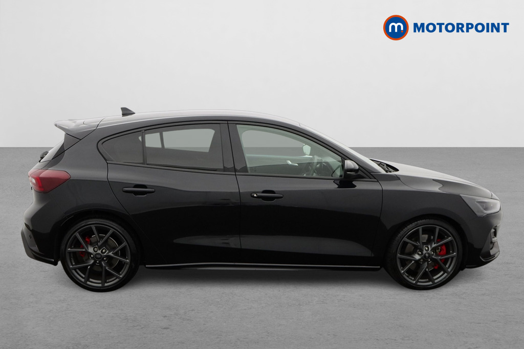 Ford Focus ST Manual Petrol Hatchback - Stock Number (1584420) - Drivers side