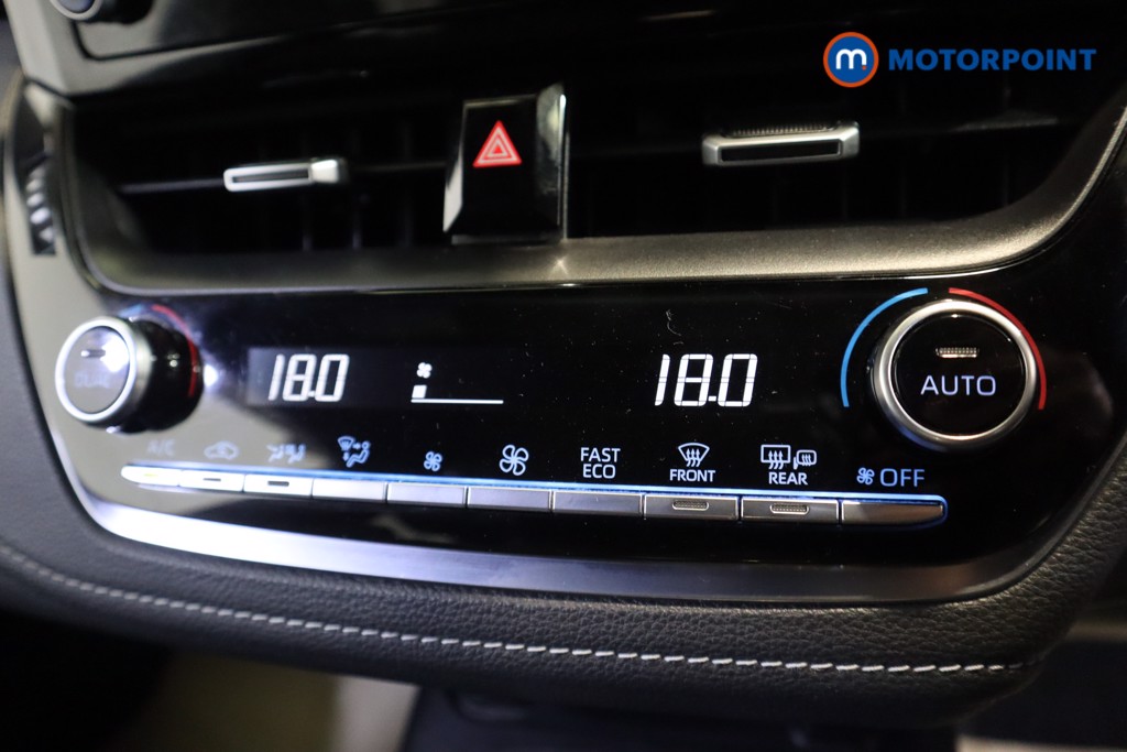 Toyota Corolla Design Automatic Petrol-Electric Hybrid Estate - Stock Number (1584458) - 5th supplementary image