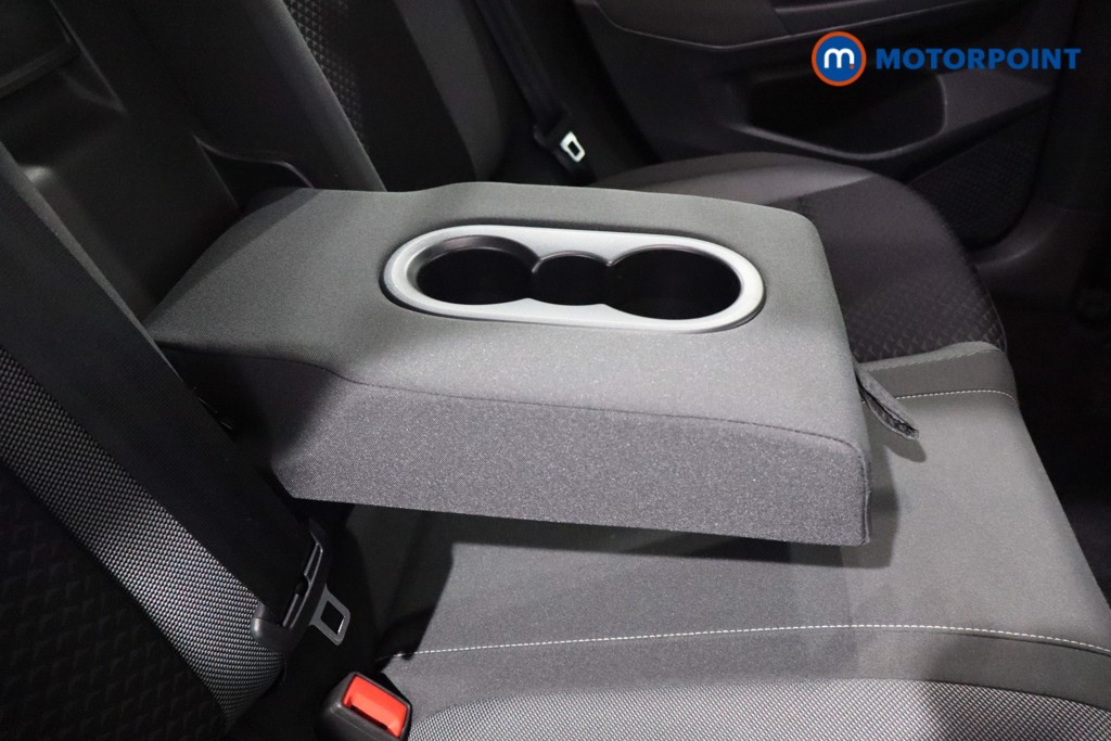 Volkswagen Golf Active Automatic Petrol Hatchback - Stock Number (1584622) - 26th supplementary image