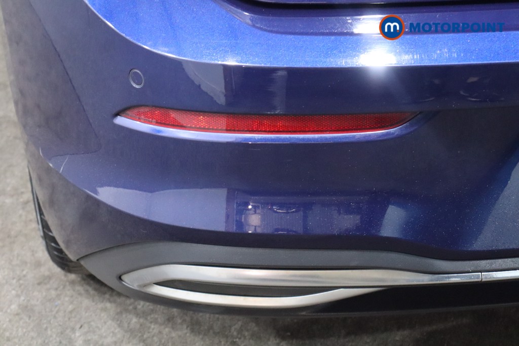 Volkswagen Golf Active Automatic Petrol Hatchback - Stock Number (1584622) - 34th supplementary image