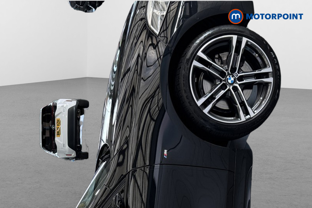 BMW 1 Series M Sport Automatic Petrol Hatchback - Stock Number (1584629) - Drivers side rear corner