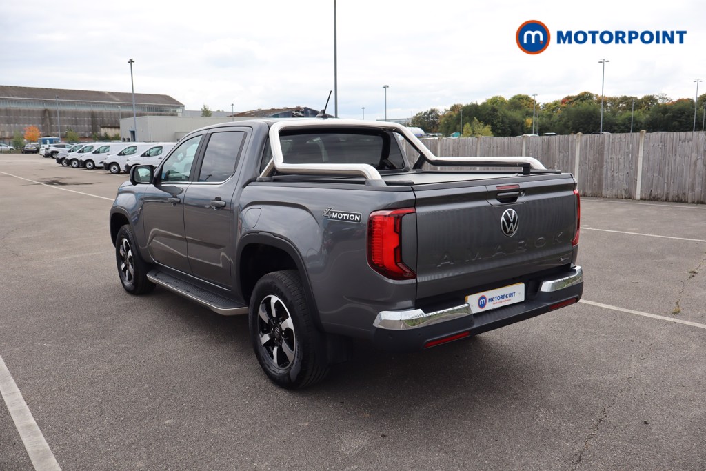 Volkswagen Amarok Style Automatic Diesel Double Cab Pick-Up - Stock Number (1585028) - Drivers side front corner