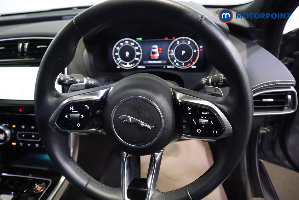 Jaguar XE R-Dynamic Se Black Automatic Diesel Saloon - Stock Number (1585127) - 3rd supplementary image