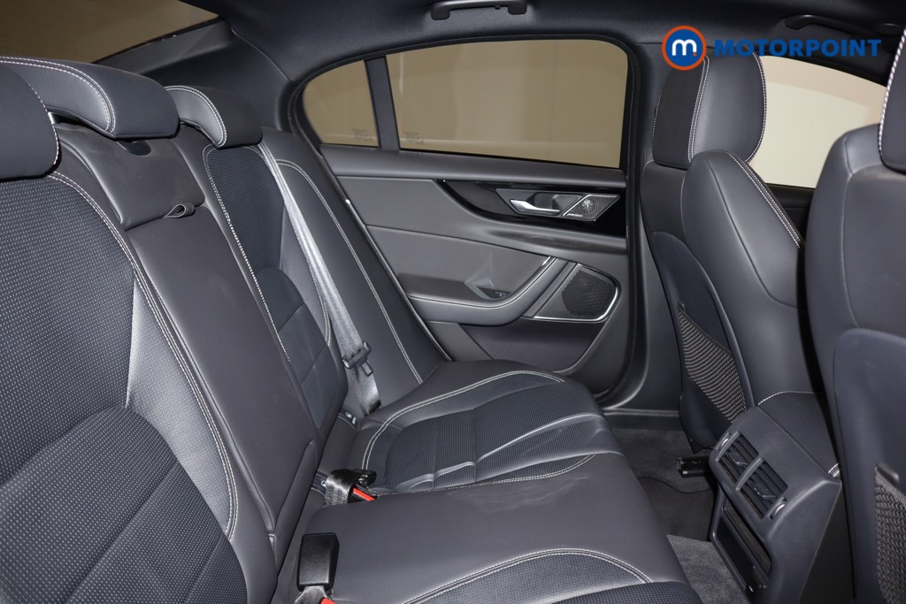 Jaguar XE R-Dynamic Se Black Automatic Diesel Saloon - Stock Number (1585127) - 16th supplementary image