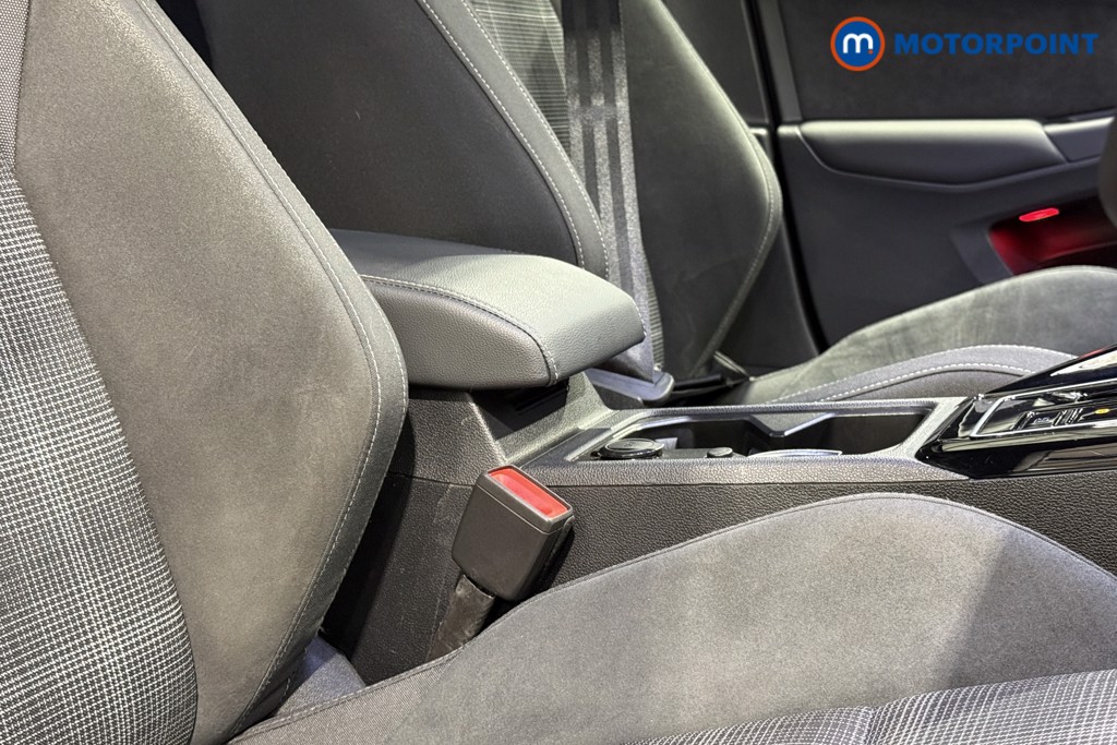 Volkswagen Golf GTD Automatic Diesel Hatchback - Stock Number (1585188) - 22nd supplementary image