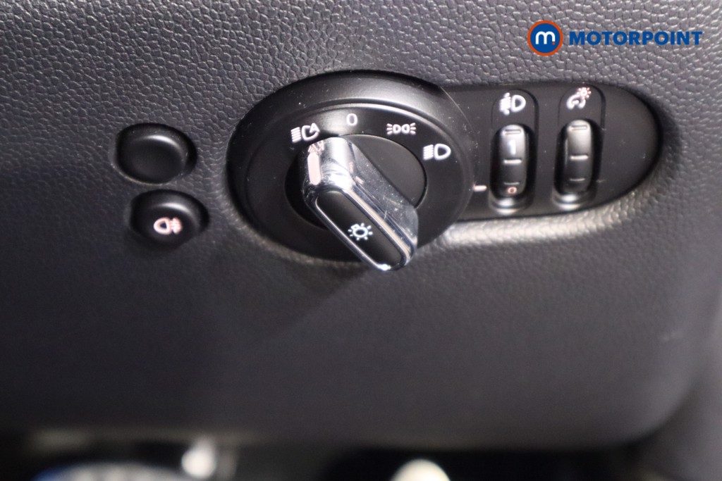 Mini Hatchback Cooper S Sport Automatic Petrol Hatchback - Stock Number (1585631) - 17th supplementary image