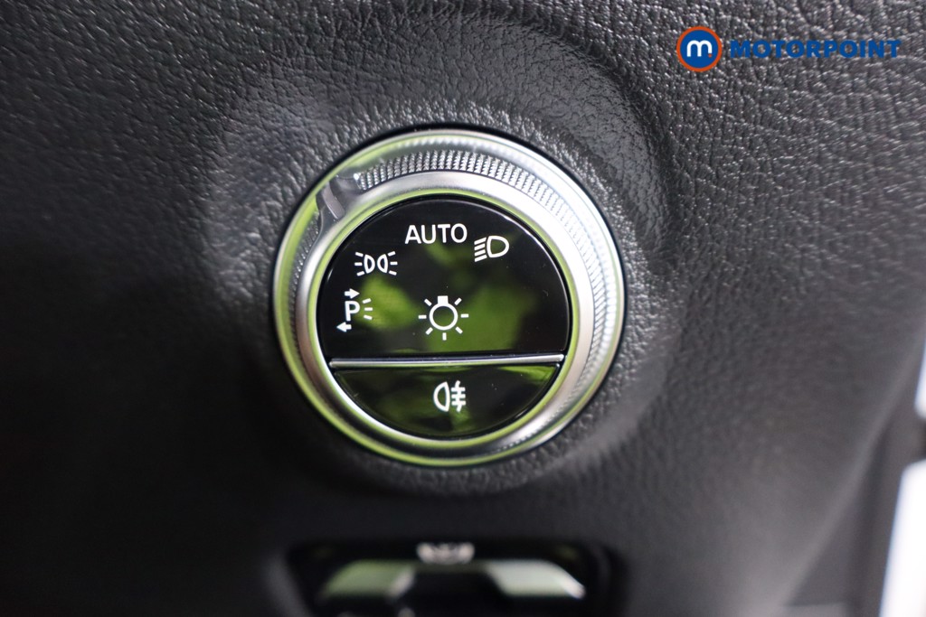 Mercedes-Benz C Class Amg Line Automatic Diesel Saloon - Stock Number (1585848) - 16th supplementary image