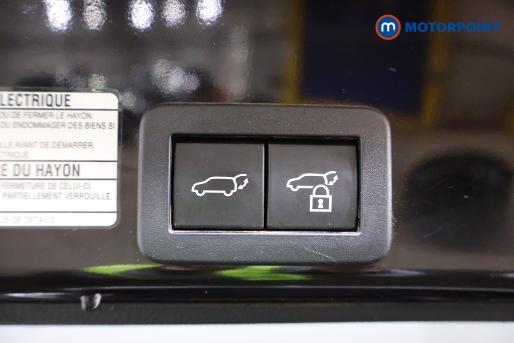 Toyota Yaris Cross Premiere Edition Automatic Petrol-Electric Hybrid Estate - Stock Number (1585921) - 24th supplementary image