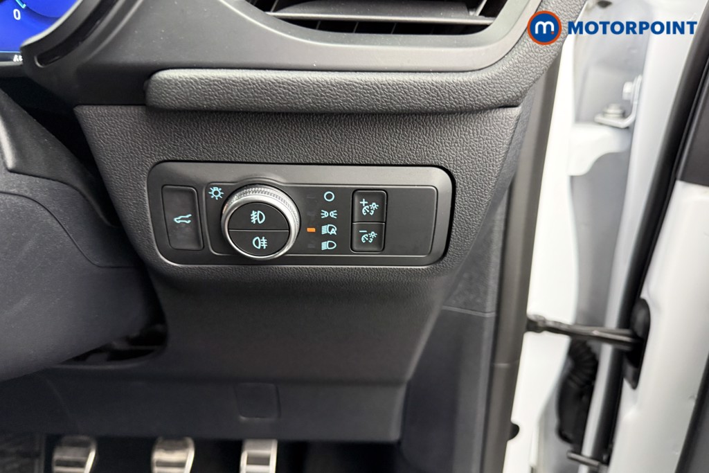 Ford Kuga St-Line First Edition Manual Petrol SUV - Stock Number (1558574) - 15th supplementary image