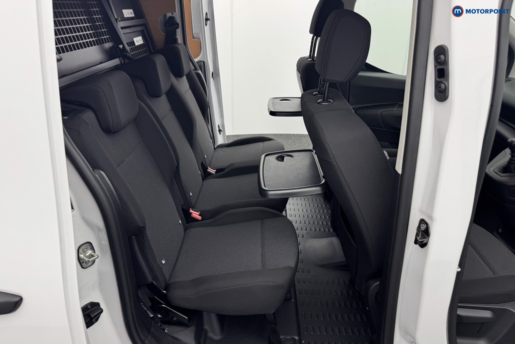 Vauxhall Combo Cargo Prime Manual Diesel Crew Bus - Stock Number (1567126) - 6th supplementary image