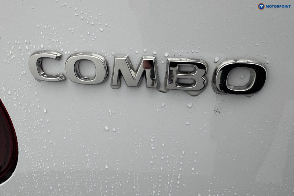 Vauxhall Combo Cargo Prime Manual Diesel Crew Bus - Stock Number (1567126) - 28th supplementary image