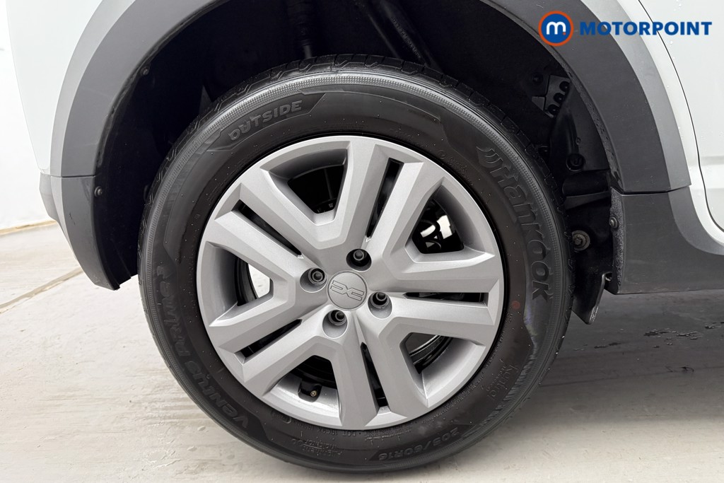 Dacia Sandero Stepway Essential Manual Petrol Hatchback - Stock Number (1567467) - 25th supplementary image